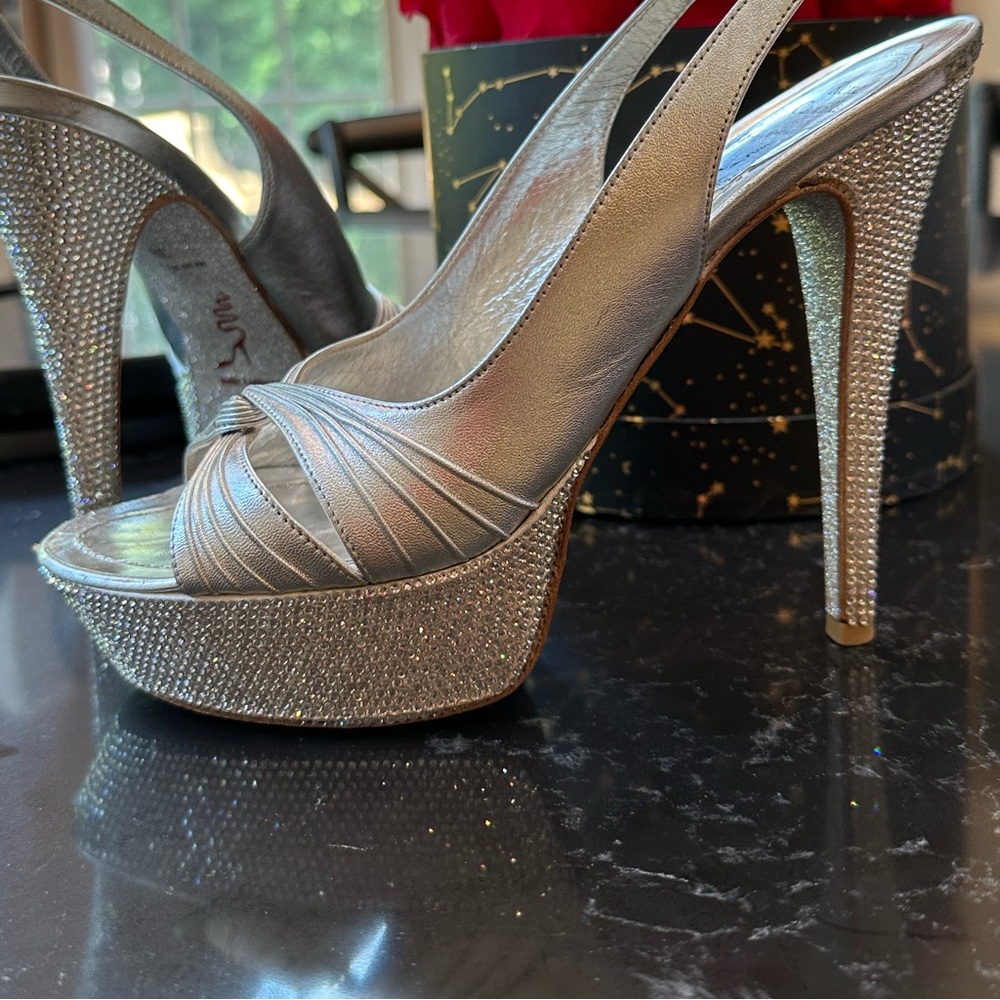Rene Caovilla high heels pump